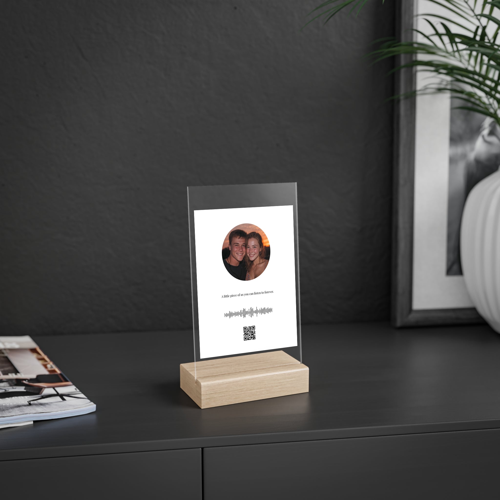 Design A: Image + text