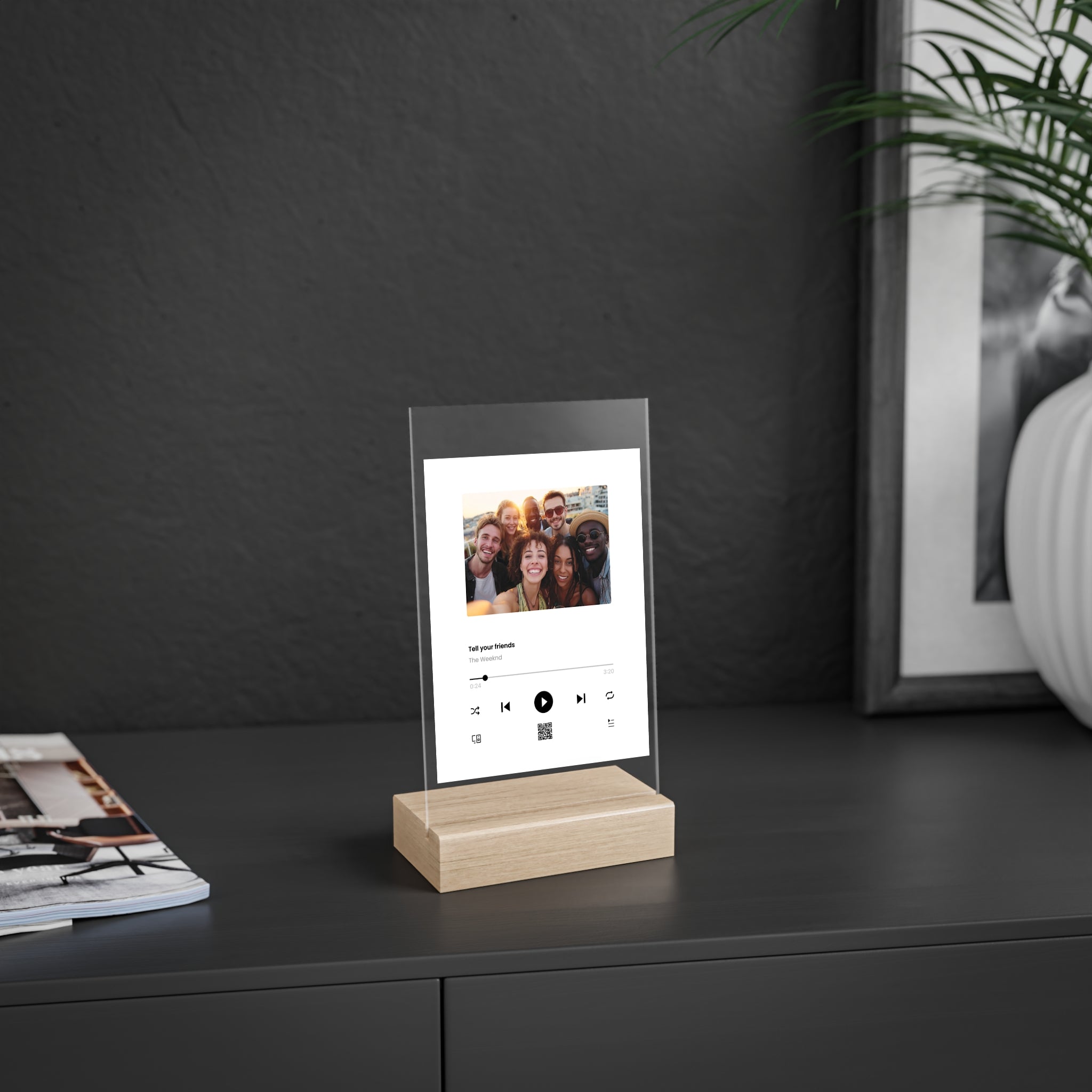 Spotify Layout (No Text) + QR